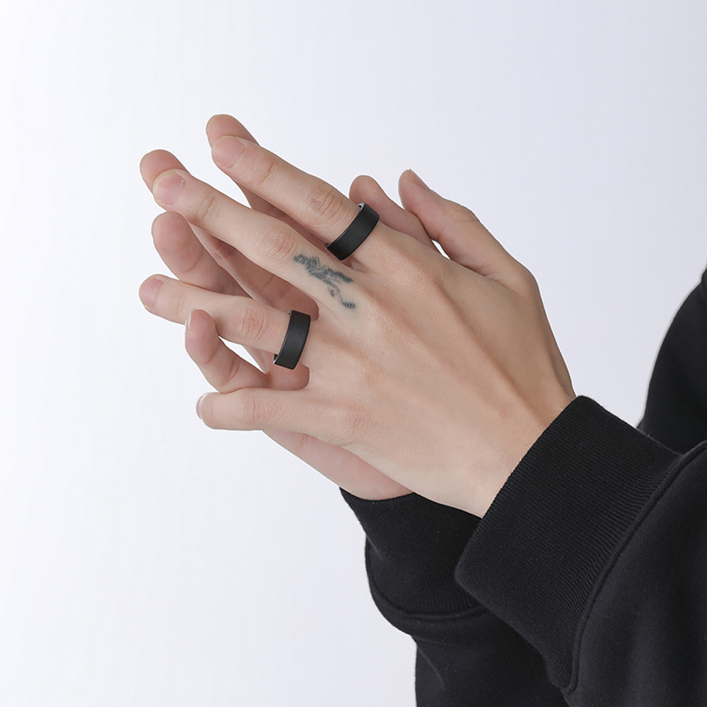 Anillo de cerámica negro mate  - Men Accessories Shop reseña y precio